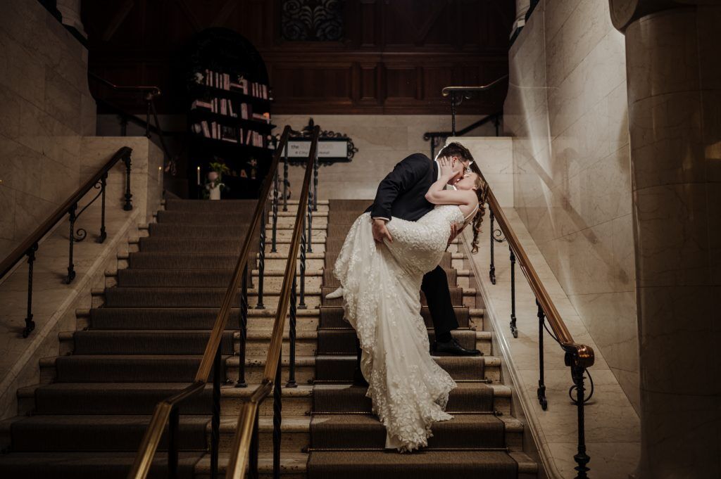 average cost of a wedding photographer