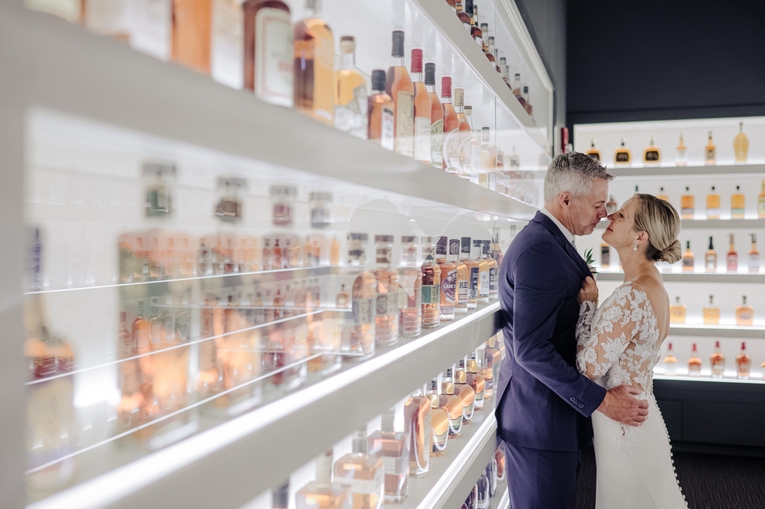 bourbon distillery wedding venue in the frazier history museum