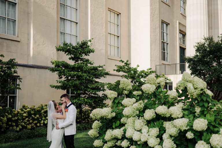 Courthouse Weddings in Louisville & Kentucky: A Guide to Meaningful Simplicity
