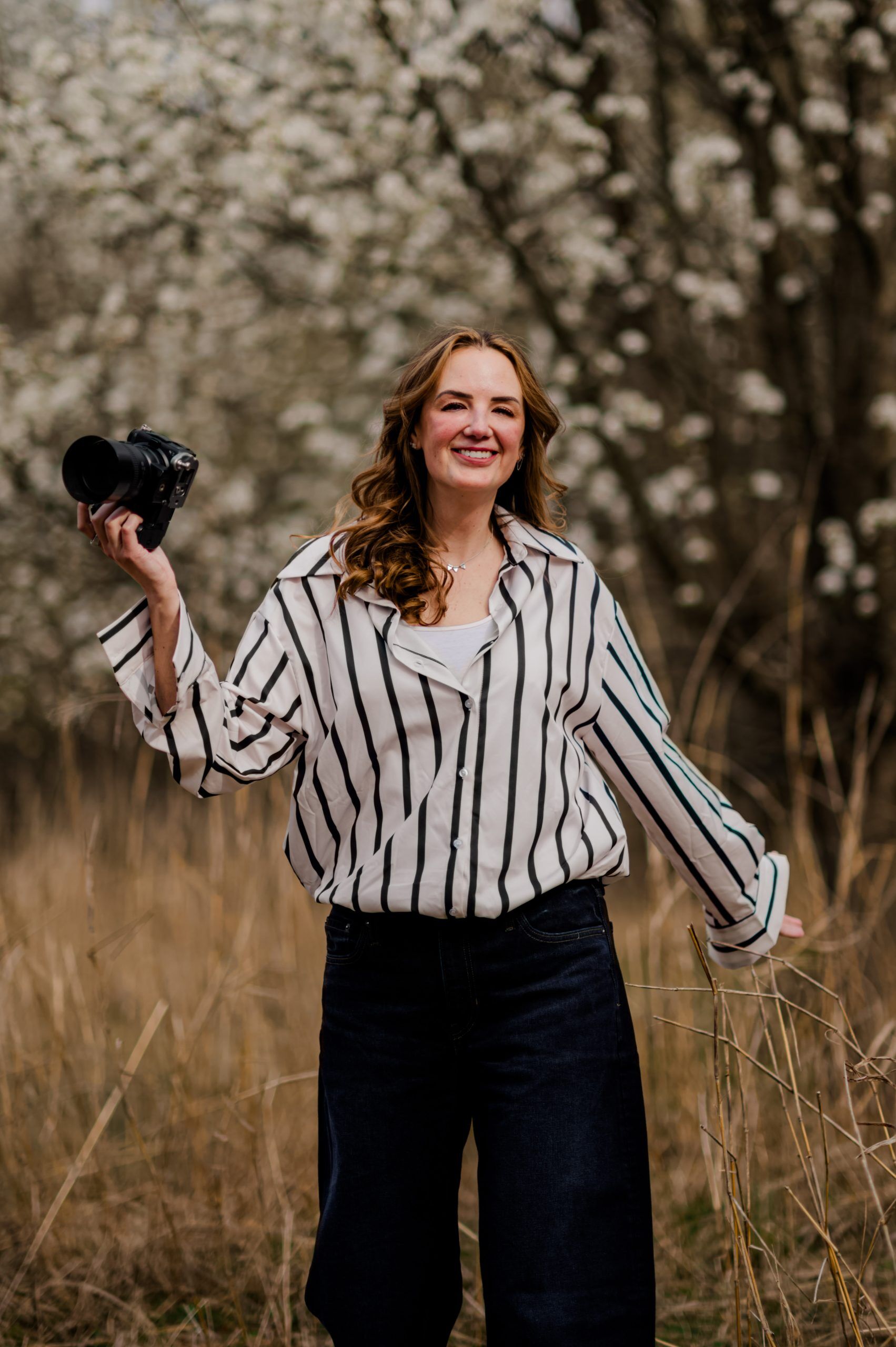 Louisville Wedding photographer Christora Osters headshot